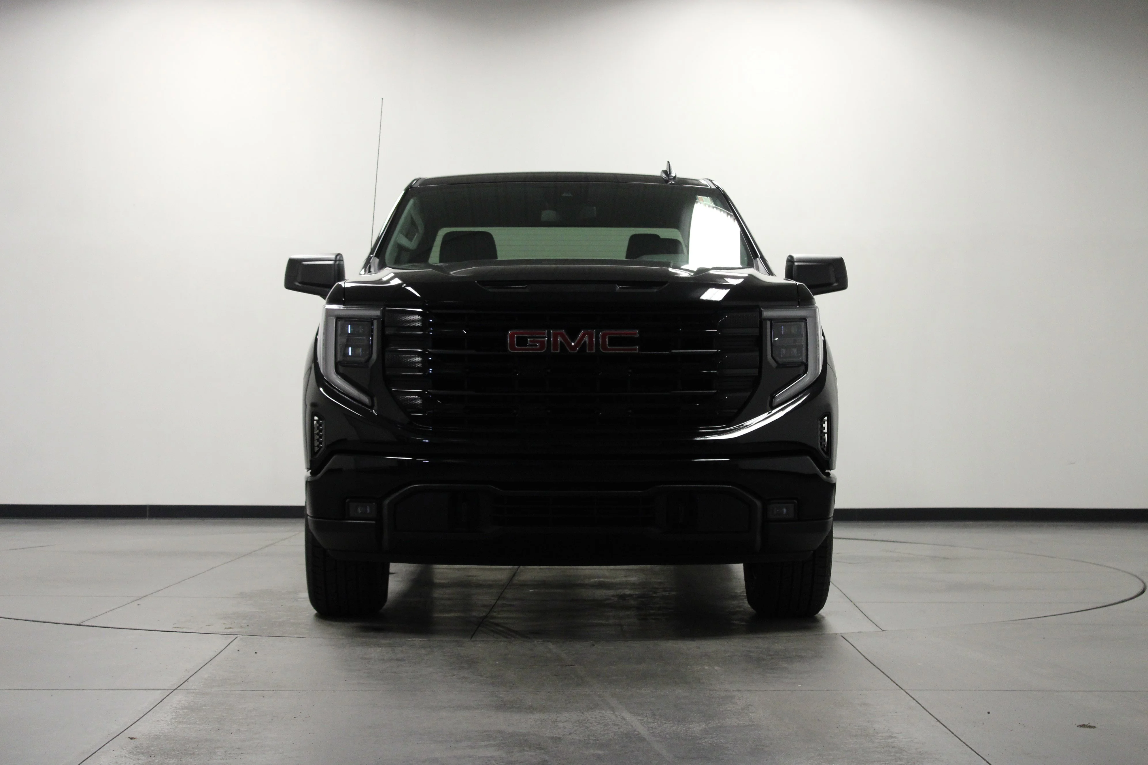 New 2026 Onyx Black GMC Elevation image 8