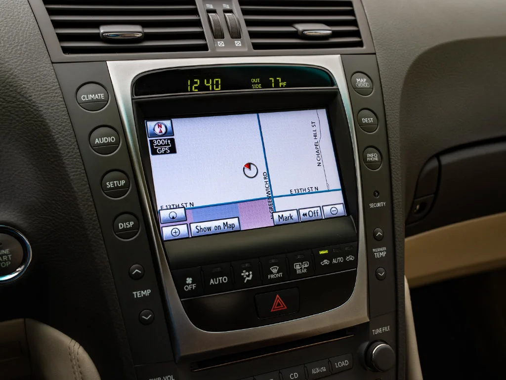 Used 2011 Starfire Pearl Lexus 350 image 30