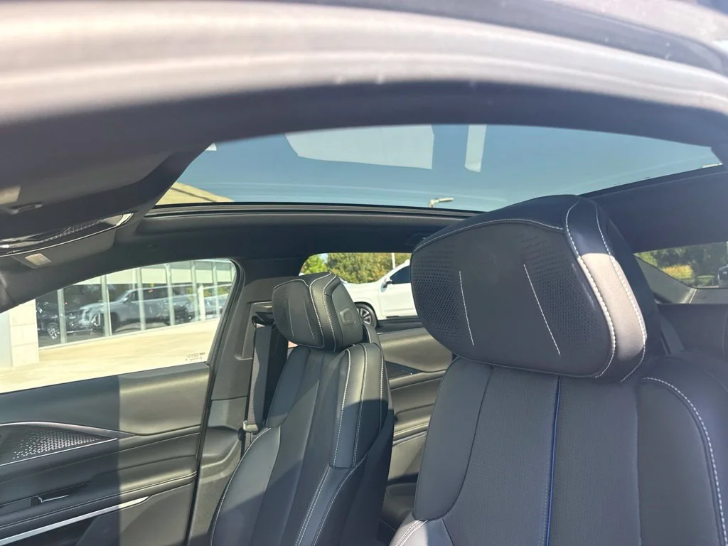 Used 2023 Gray Cadillac Luxury image 8