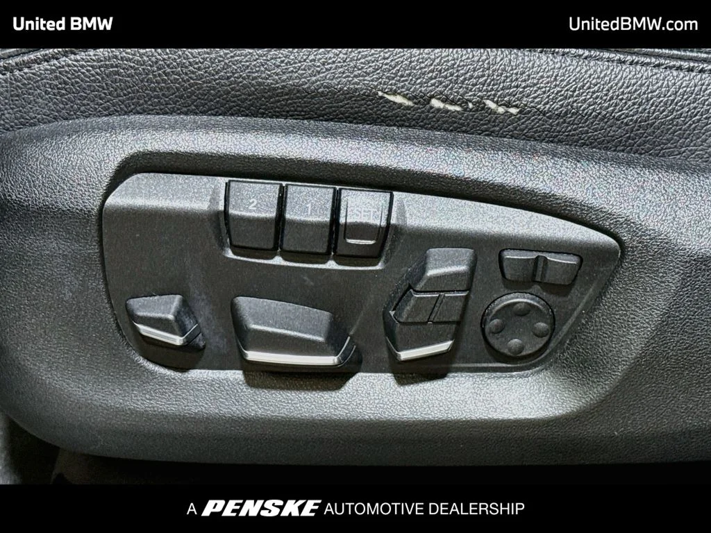 Used 2017 Jet Black BMW xDrive40e image 11