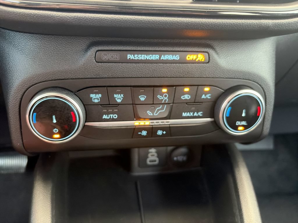 2025 Ford Escape ST-Line - Photo 19
