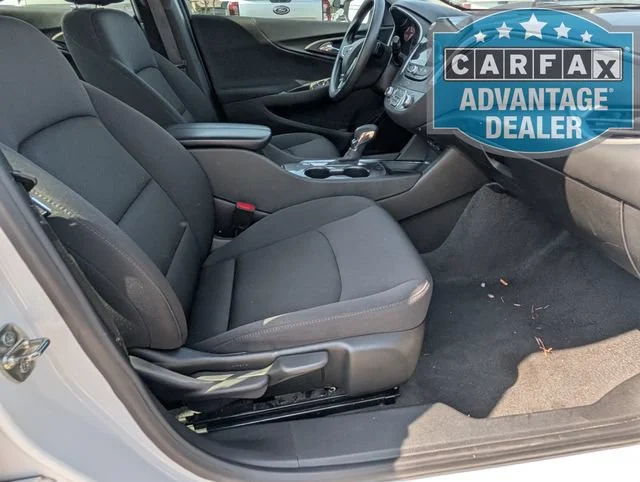 Used 2024 Summit White Chevrolet 1LT image 21