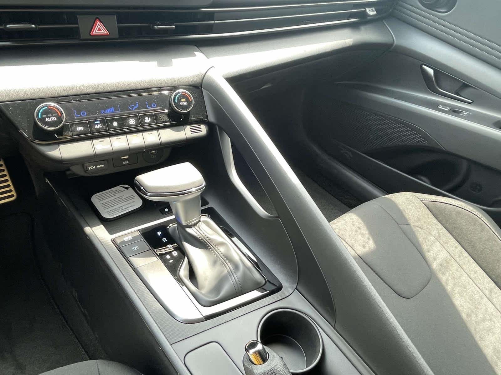 New 2026 Abyss Black Hyundai SEL Sport image 23
