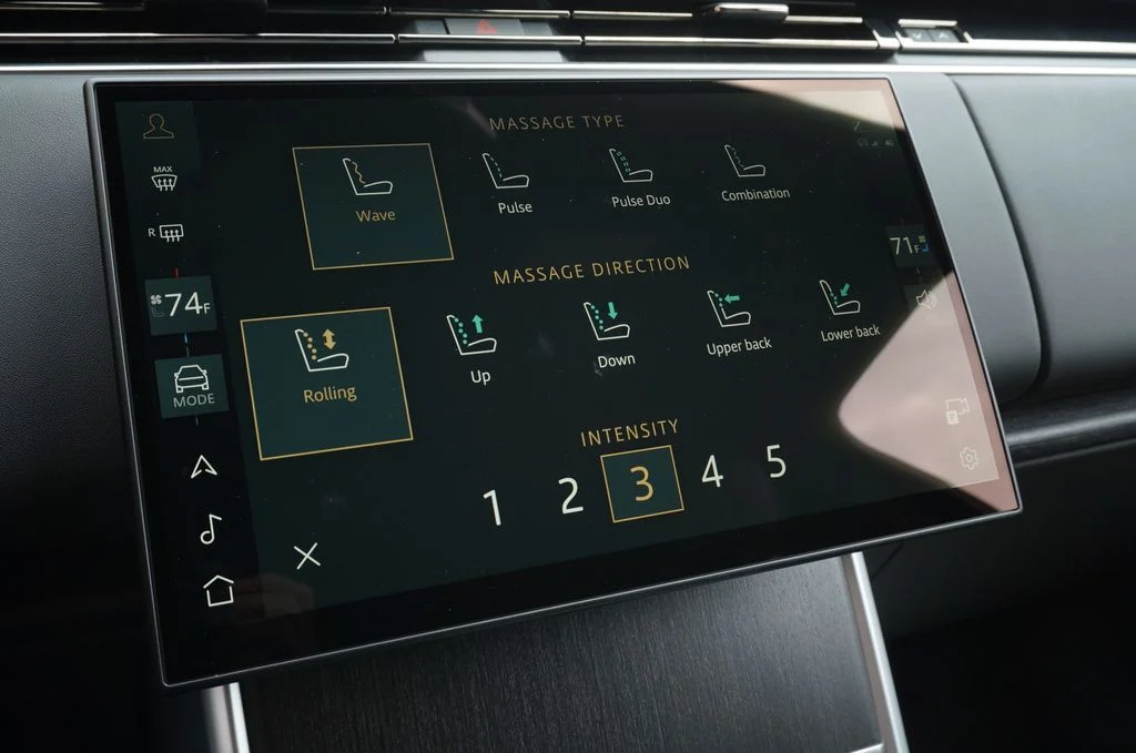 New 2026 Carpathian Grey Land Rover SE image 30