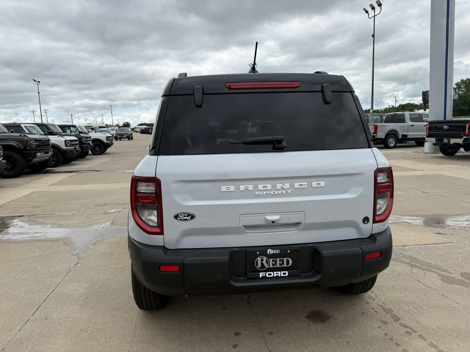 New 2026 Space White Metallic Ford Outer Banks® image 8