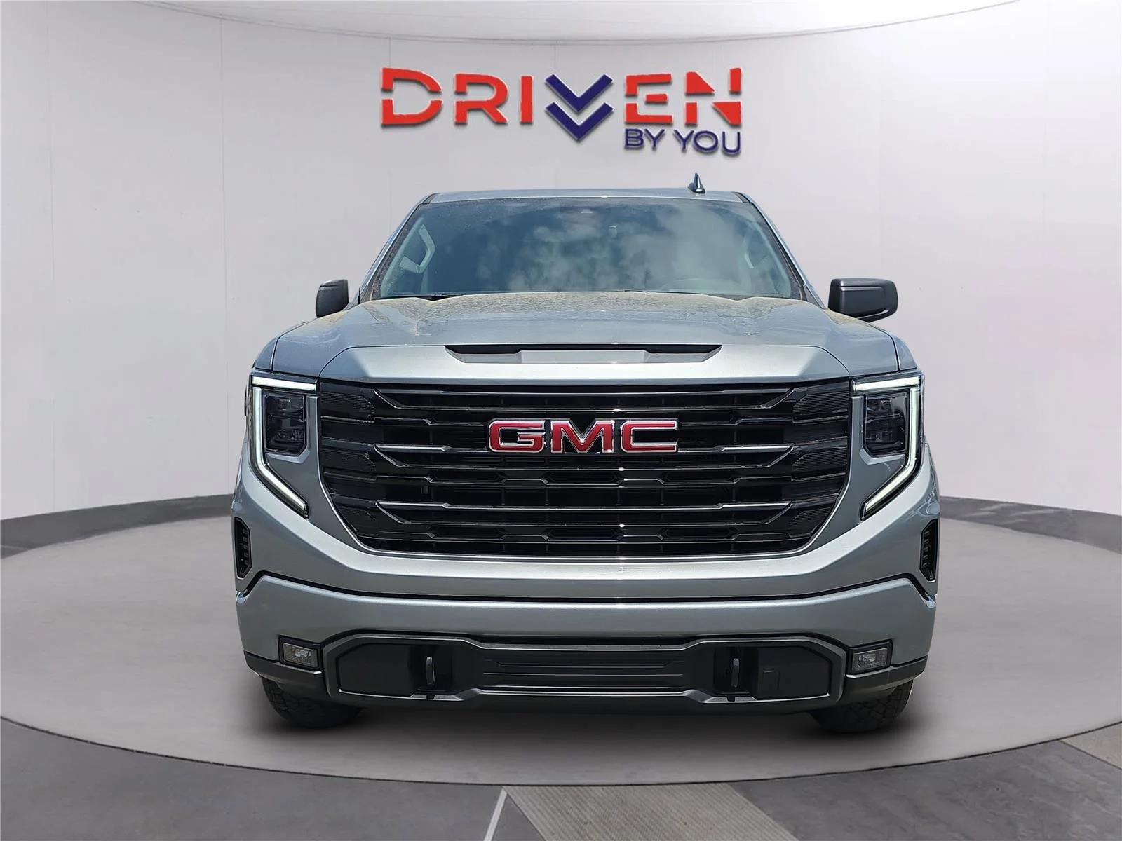 New 2026 Sterling Metallic GMC Elevation image 9