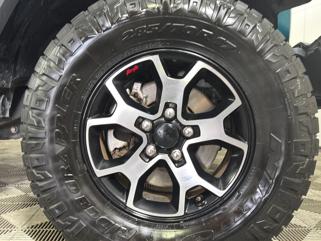 Used 2020 Teal Jeep Rubicon 4x4 image 33