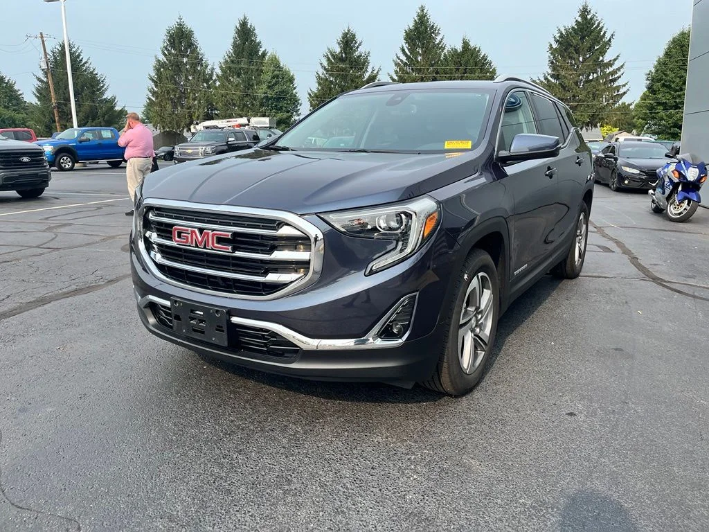 Used 2018 Blue GMC SLT image 8