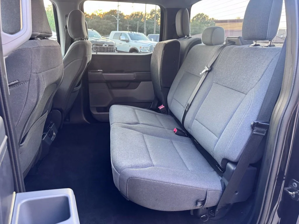 Used 2025 Black Ford XLT image 17