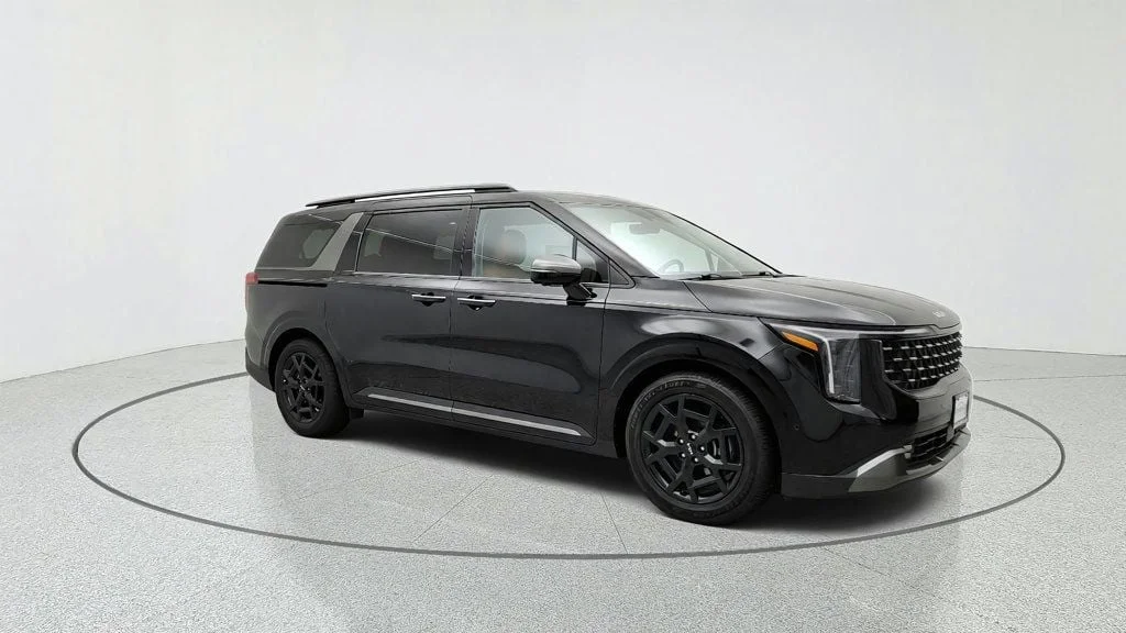 Used 2025 Aurora Black Pearl Kia SX FWD w/ Rear Seat Entertainment & Dark Edition Pkg image 3