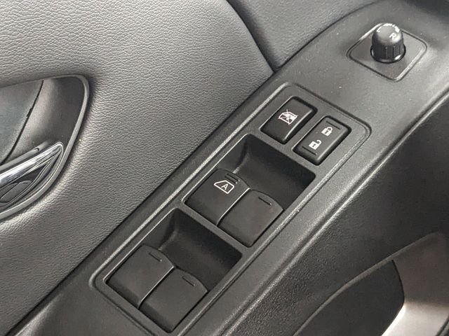 2025 Nissan Frontier SV - Photo 24