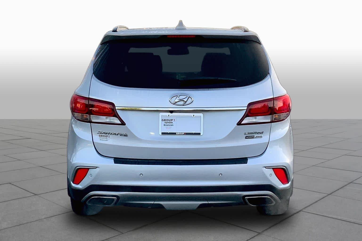 Used 2017 Circuit Silver Hyundai Limited Ultimate image 5