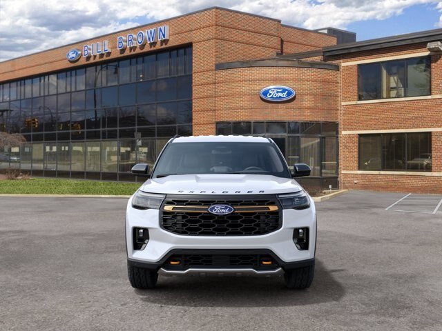 New 2027 Star White Metallic Tri-Coat Ford Tremor image 26