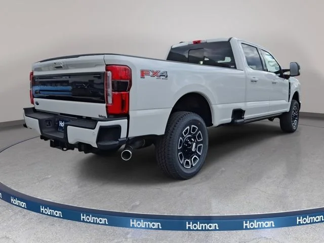 New 2026 Star White Metallic Tri-Coat Ford Platinum image 4