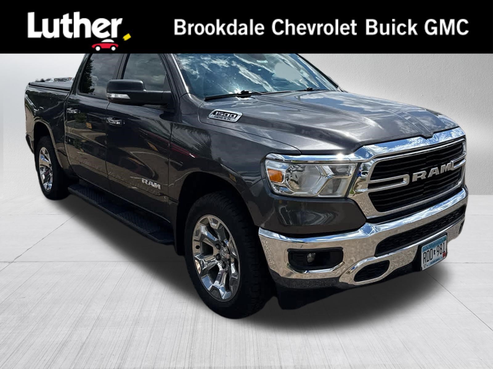 2019 RAM 1500 Big Horn/Lone Star 4x4 Crew Cab 5'7's photo
