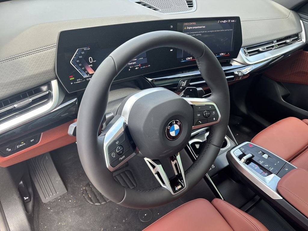 New 2026 Vegas Red Metallic BMW xDrive28i image 11