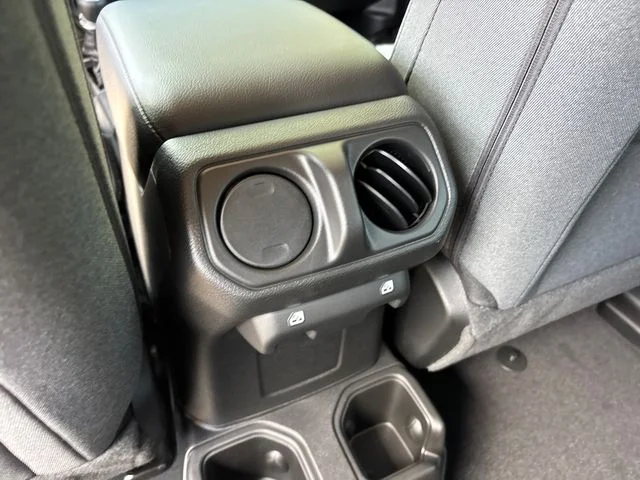 New 2026 Granite Crystal Metallic Clear-Coat Exterior Paint Jeep 85th Anniversary Edition image 13