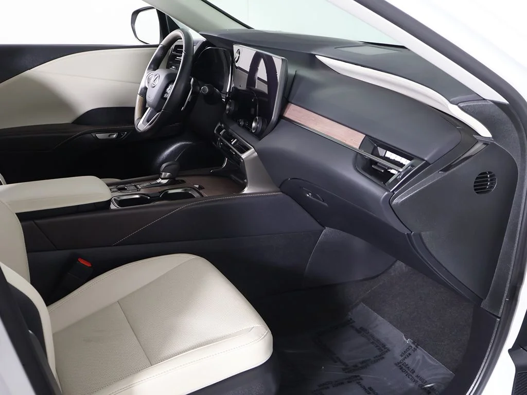 Used 2023 White Lexus 350h Premium image 25