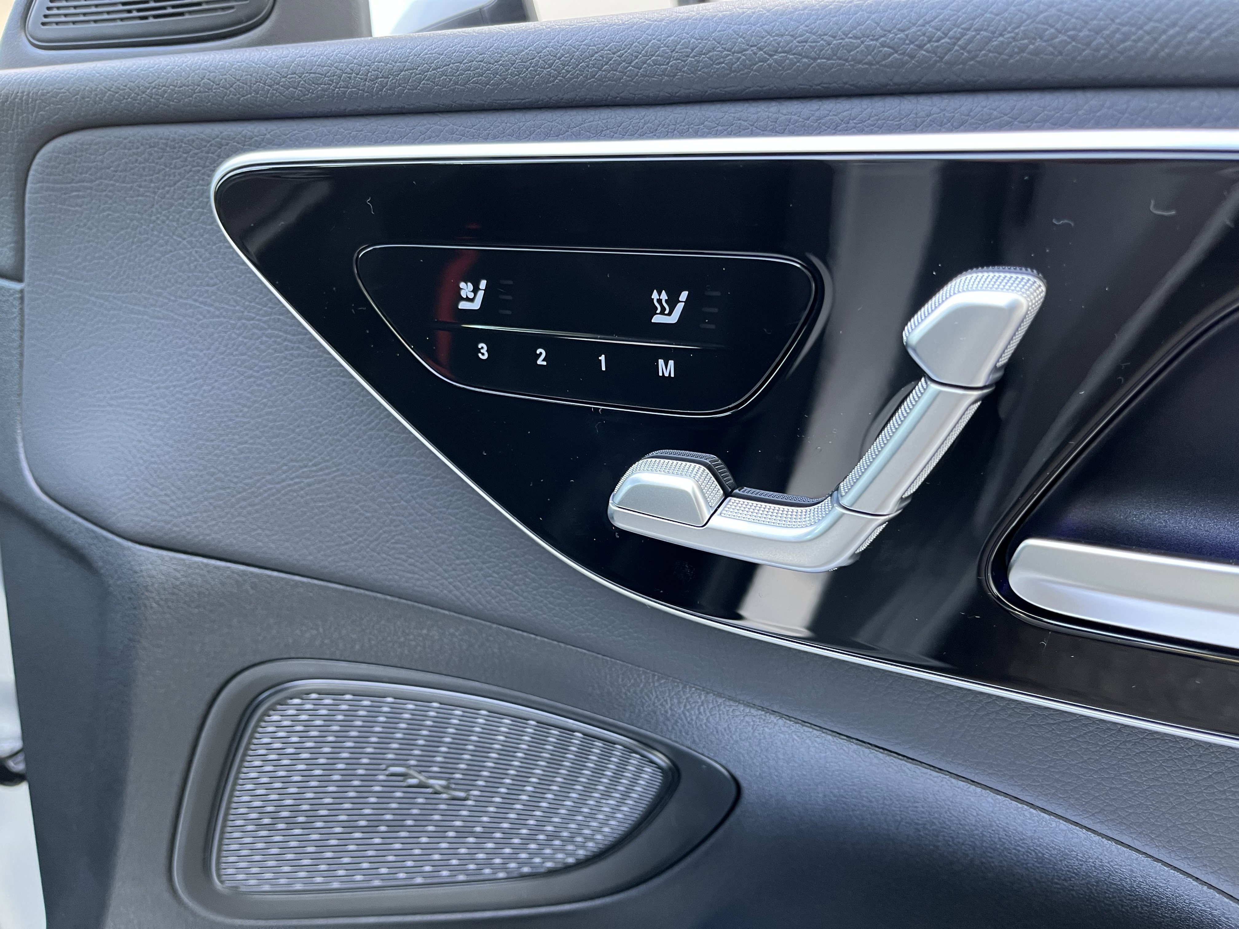 New 2026 Cirrus Silver Metallic Mercedes-Benz C 300 image 23
