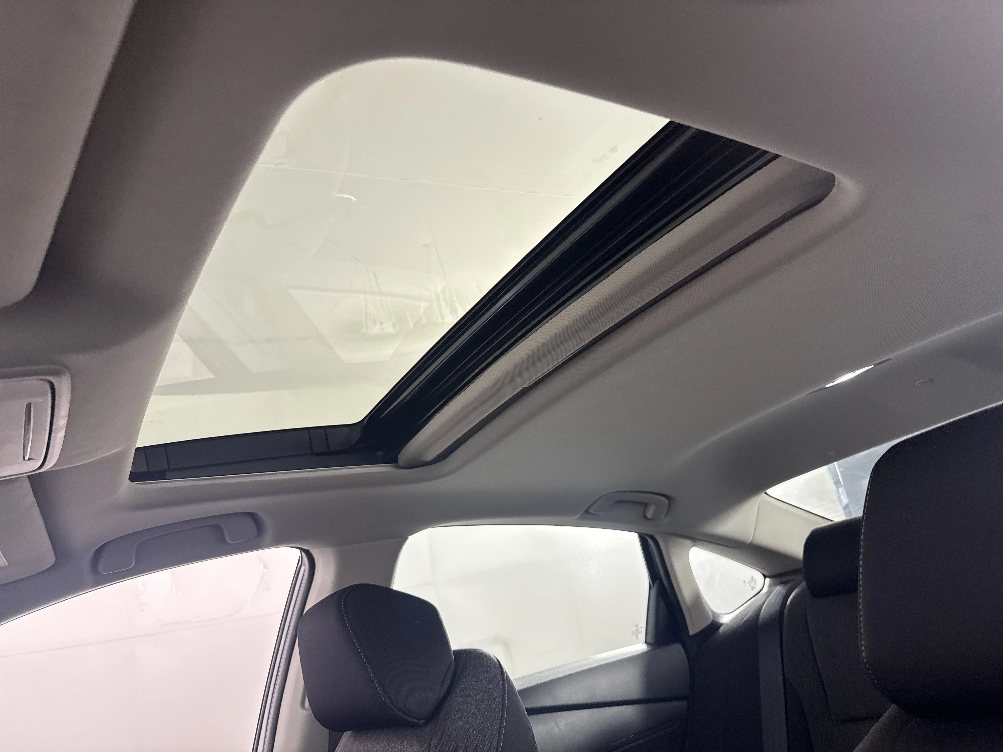 2023 Honda Accord EX - Photo 17