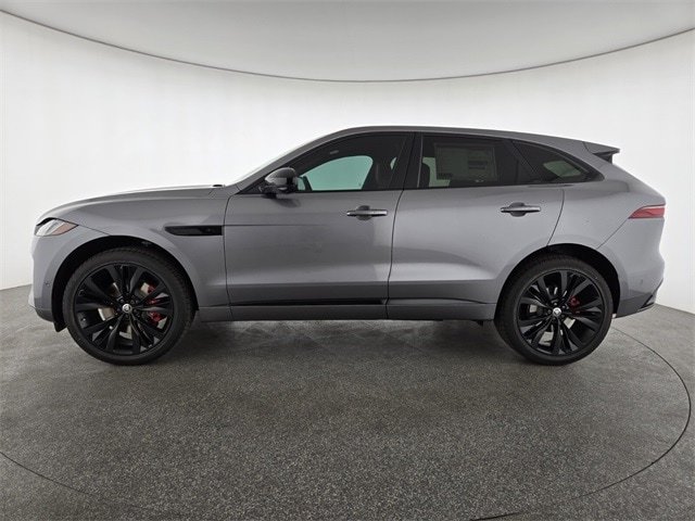 New 2026 Eiger Grey JAGUAR P400 R-DYNAMIC S image 6