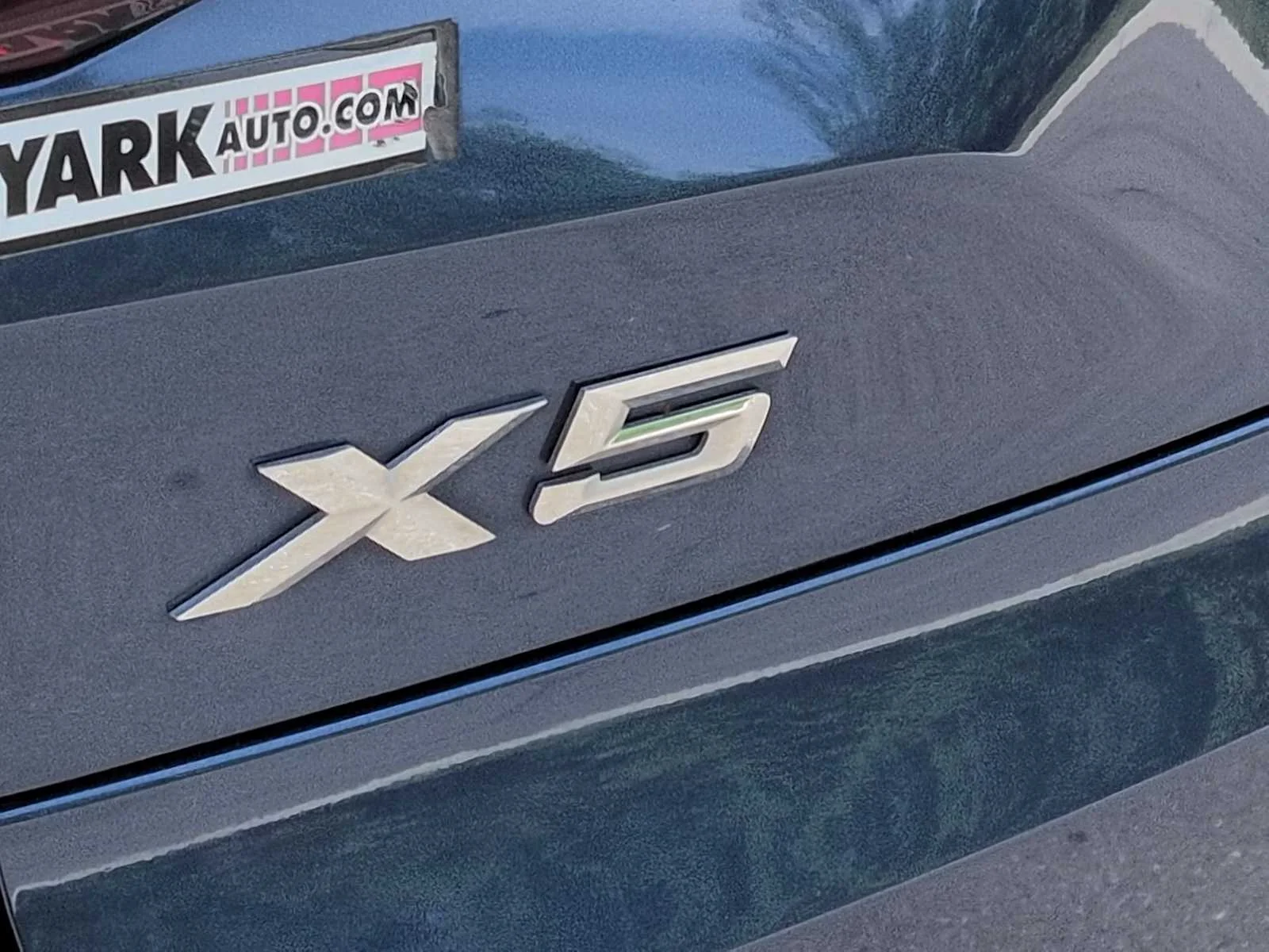 Used 2019 Phytonic Blue Metallic BMW xDrive40i image 13