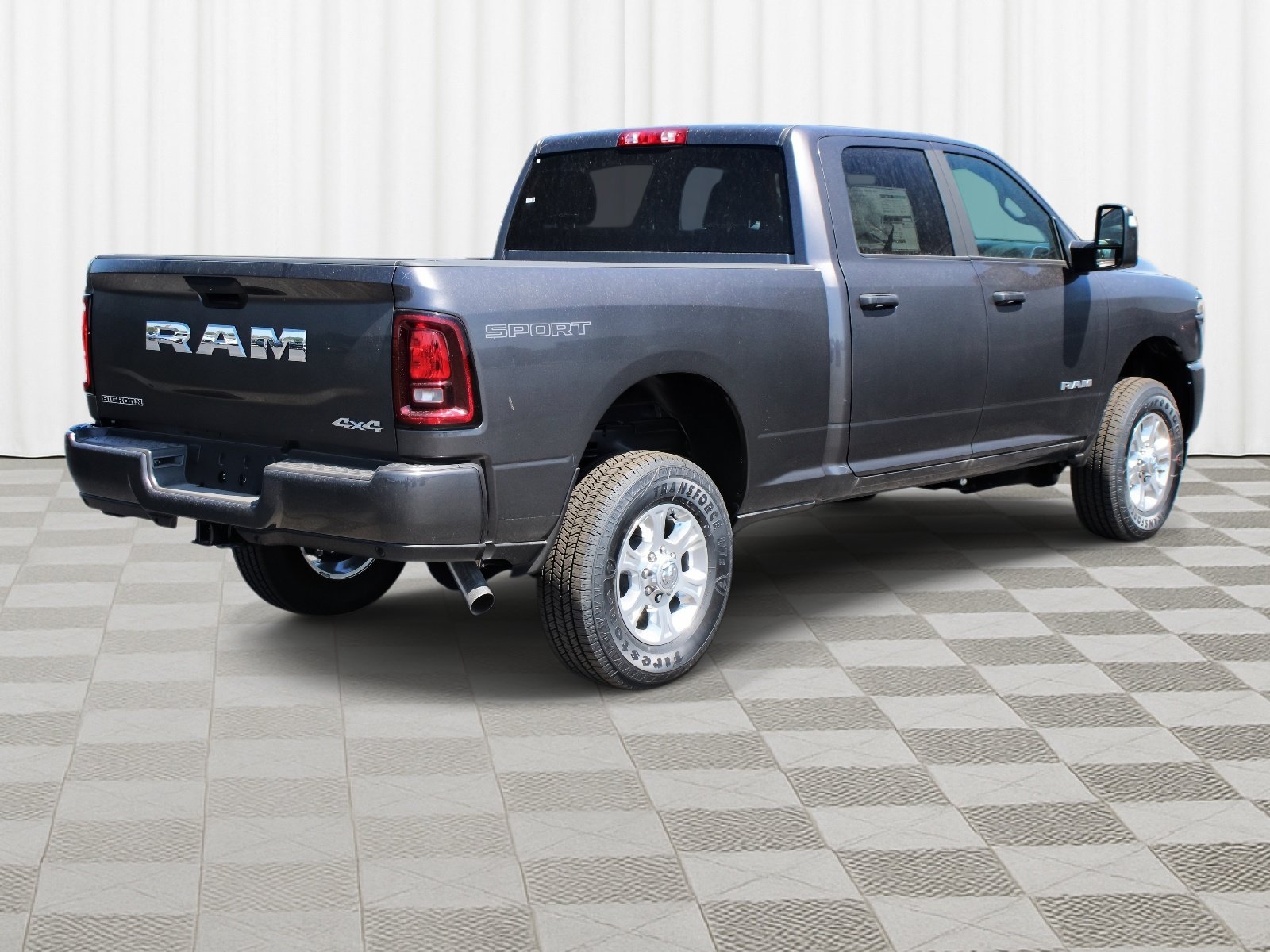 New 2026 Granite Crystal Metallic Clear-Coat Exterior Paint RAM Big Horn image 31