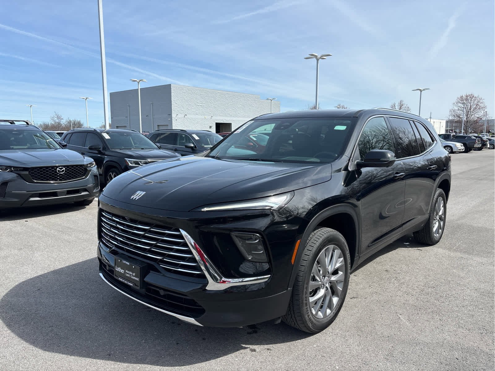 Used 2025 Buick Enclave Preferred with VIN 5GAEVARS5SJ232061 for sale in Kansas City