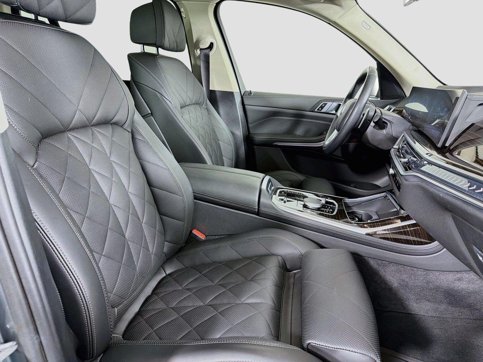 Certified Used 2024 Skyscraper Grey Metallic BMW xDrive40i image 29
