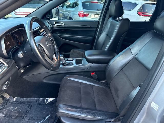 Used 2021 Billet Silver Metallic Clearcoat Jeep Laredo X image 14
