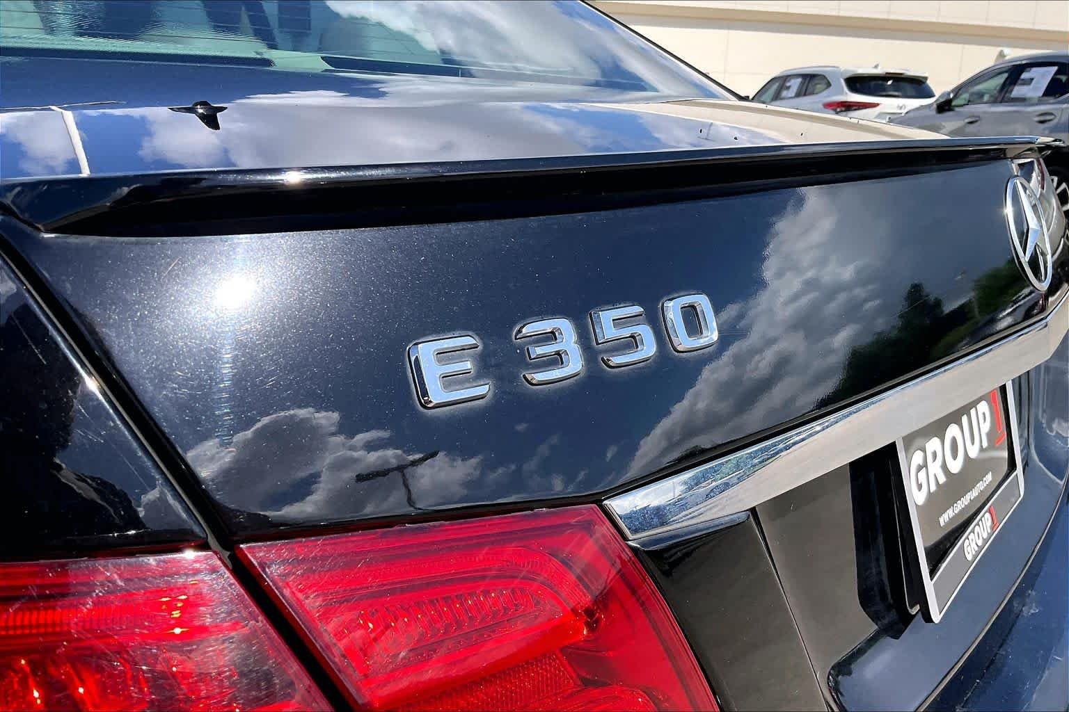 Used 2014 Black Mercedes-Benz E 350 Sport image 27