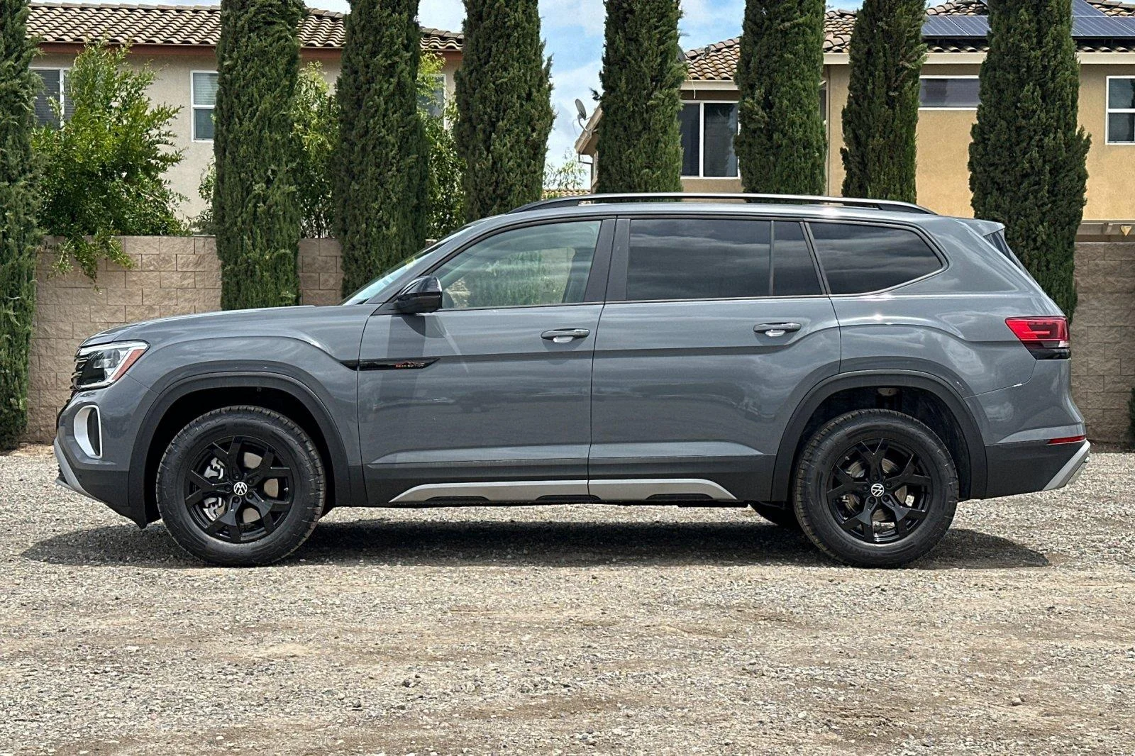 New 2026 Pure Gray Volkswagen 2.0T Peak Edition image 7
