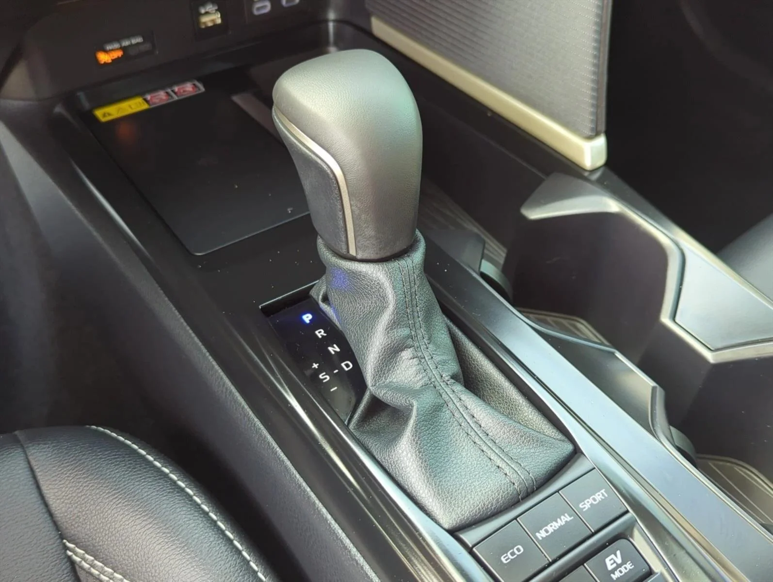 Used 2026 Heavy Metal Toyota SE image 22