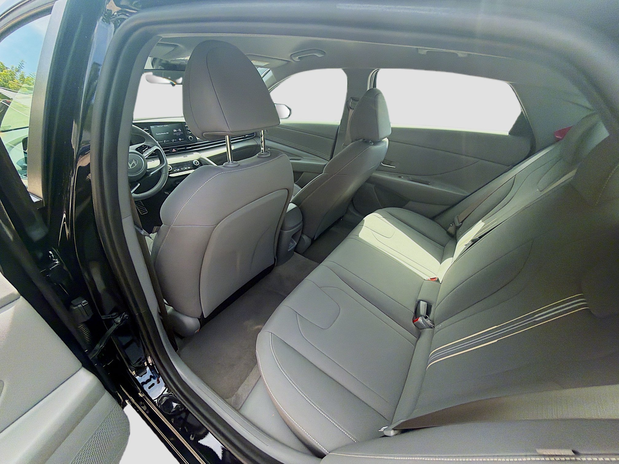 2026 Hyundai Elantra SEL Sport - Photo 21