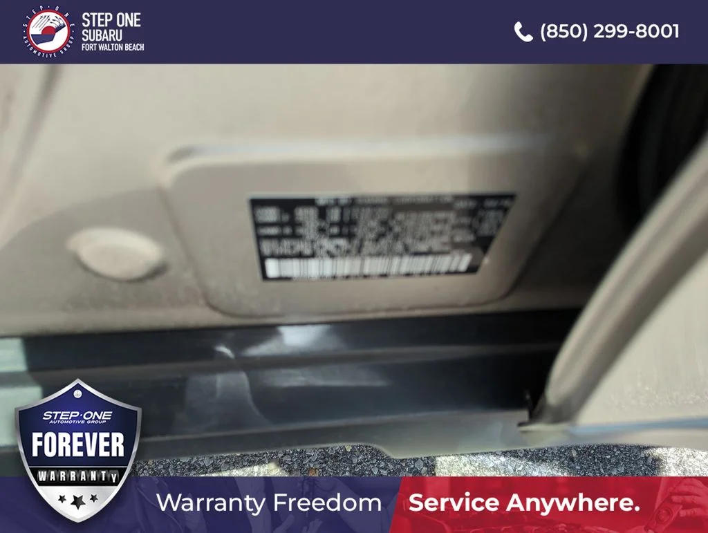 Used 2018 Gray Subaru 2.5i image 12