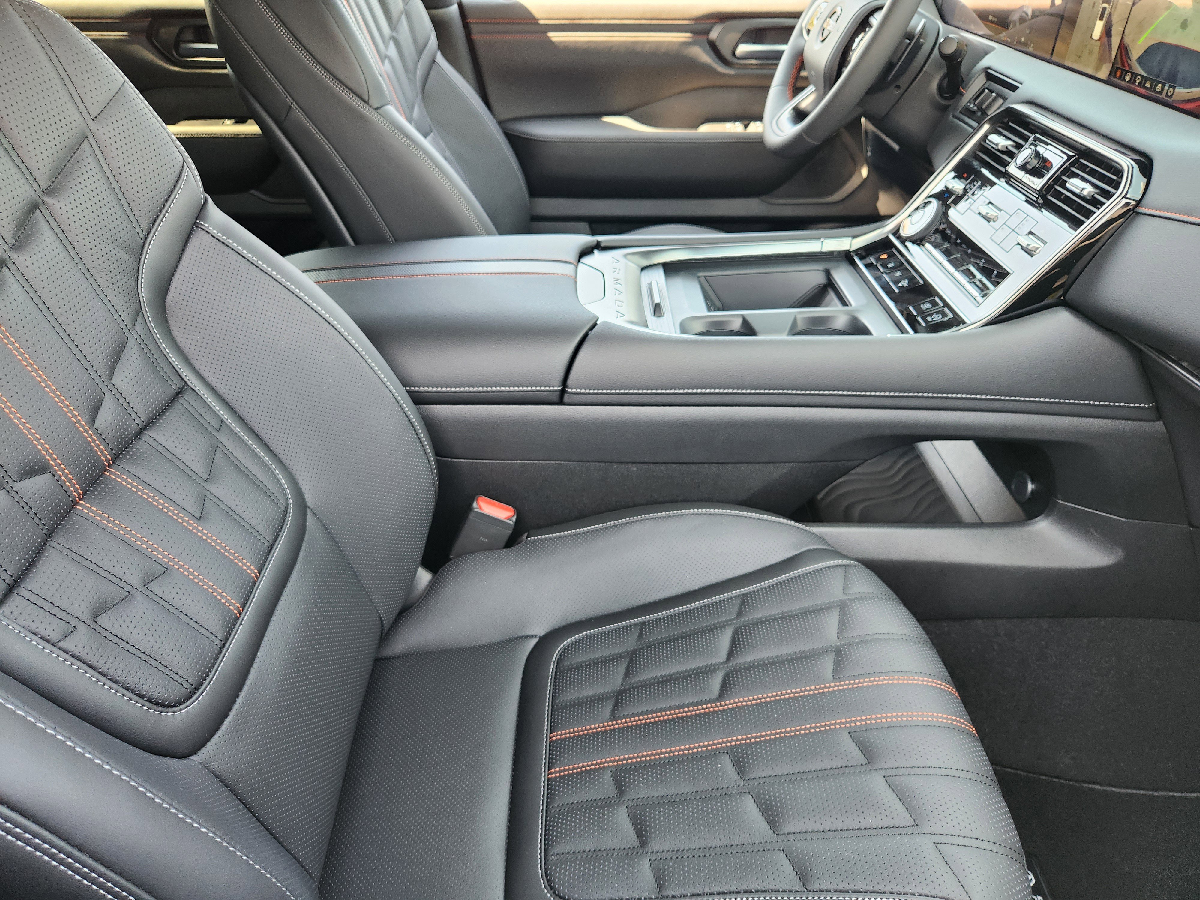 2026 Nissan Armada PRO-4X - Photo 10