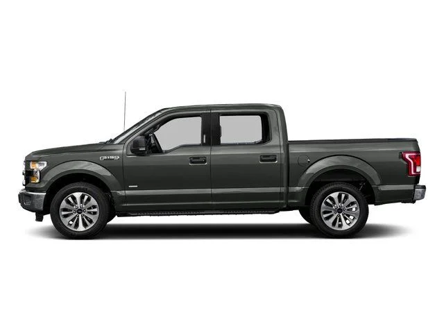 Used 2017 Silver Ford XLT image 3