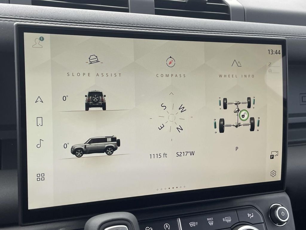New 2026 Carpathian Grey Land Rover S image 22