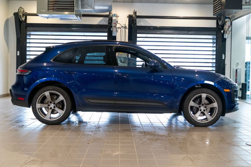 Used 2025 Blue Porsche Premium image 10
