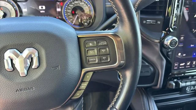 Used 2020  Ram Limited image 25