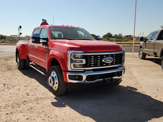 2027 Ford F-450 LARIAT
