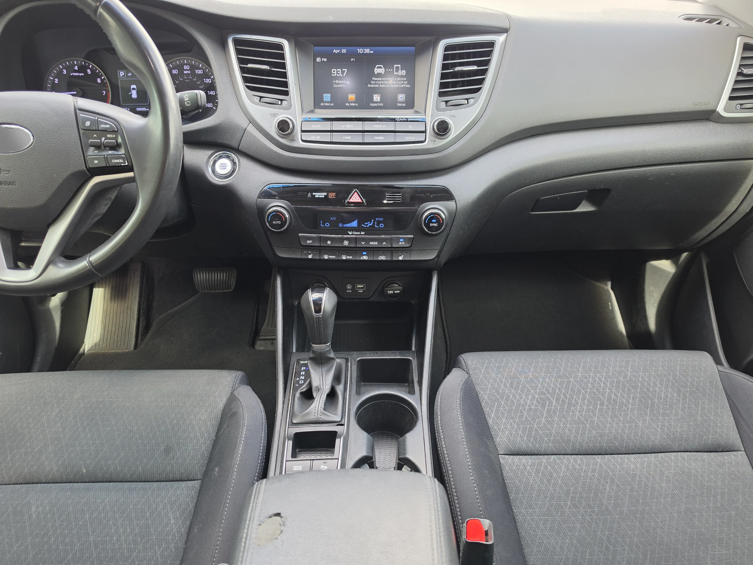 Used 2018 Black Noir Pearl Hyundai Value image 20