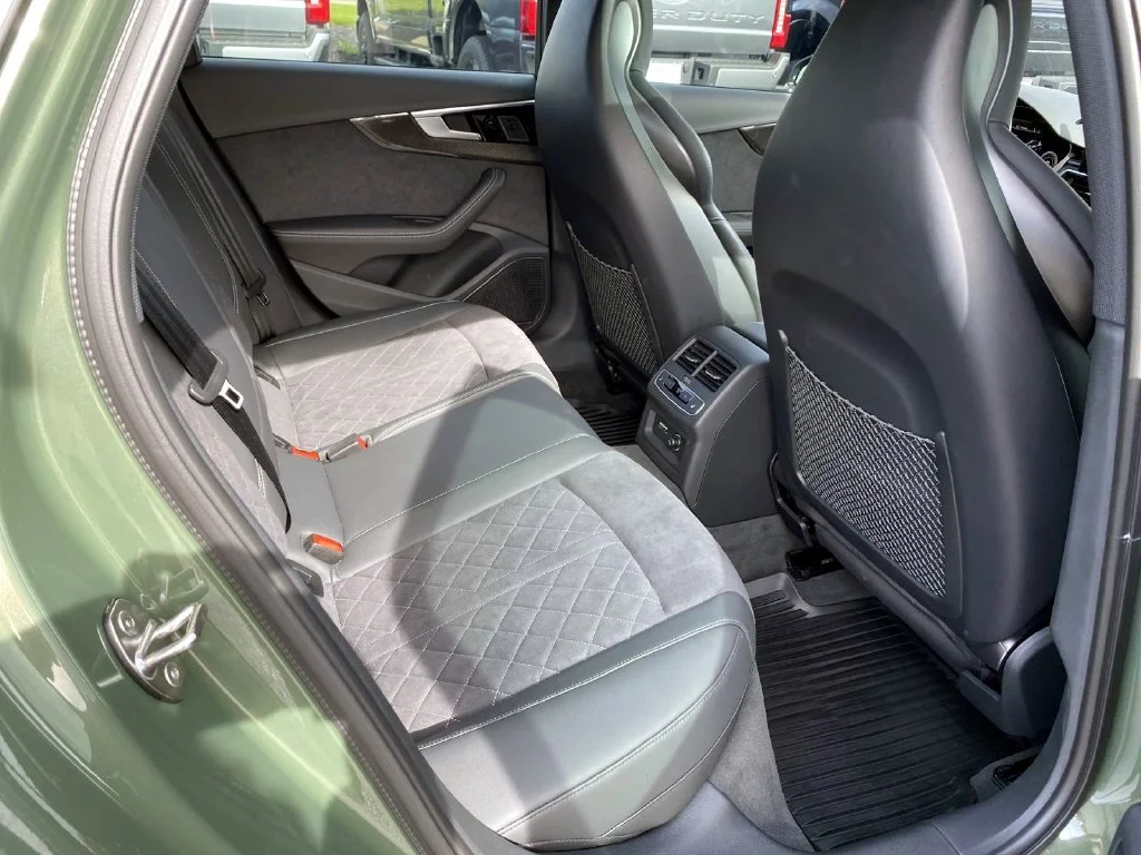 Used 2023 District Green Metallic Audi 3.0T Prestige image 28