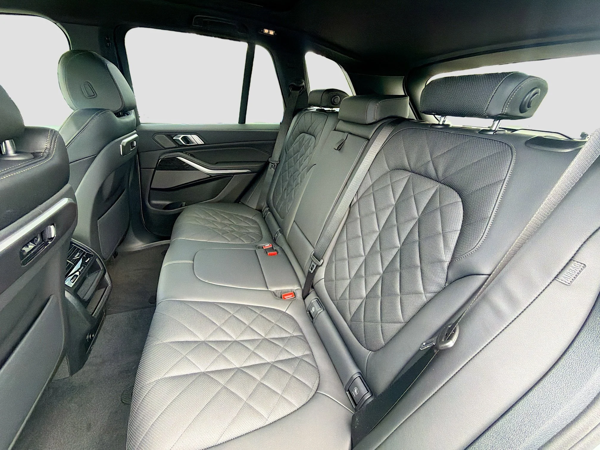 New 2026 Brooklyn Grey Metallic BMW sDrive40i image 20