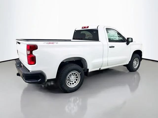 New 2026 Summit White Chevrolet WT image 9