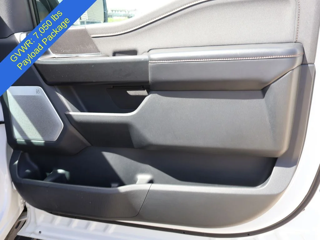 Used 2022 White Ford Raptor image 9