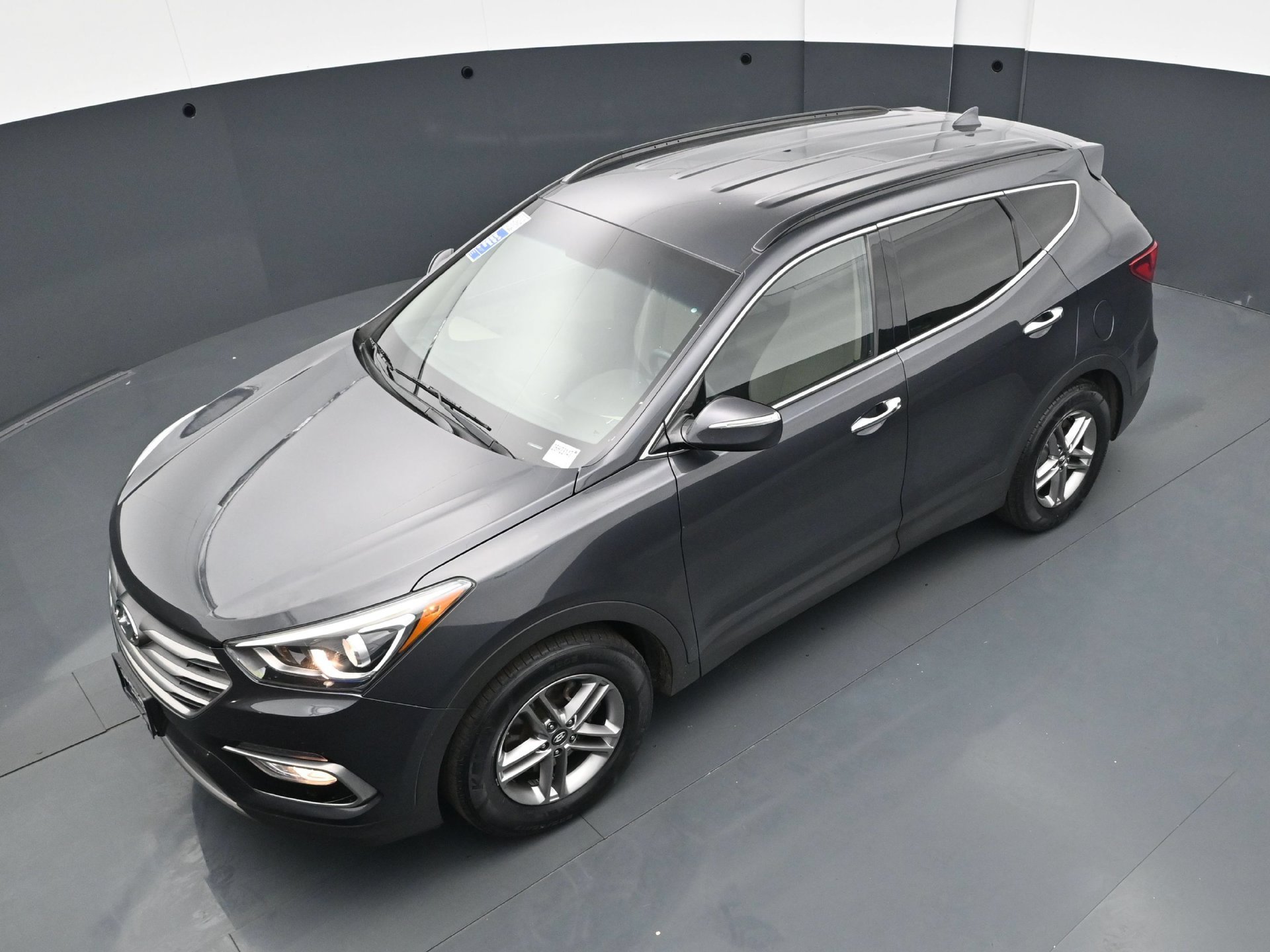Certified Used 2018 Platinum Graphite Hyundai 2.4L Auto image 39