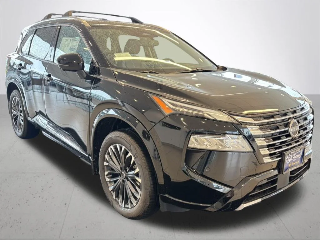 New 2025 Super Black Nissan Platinum image 5