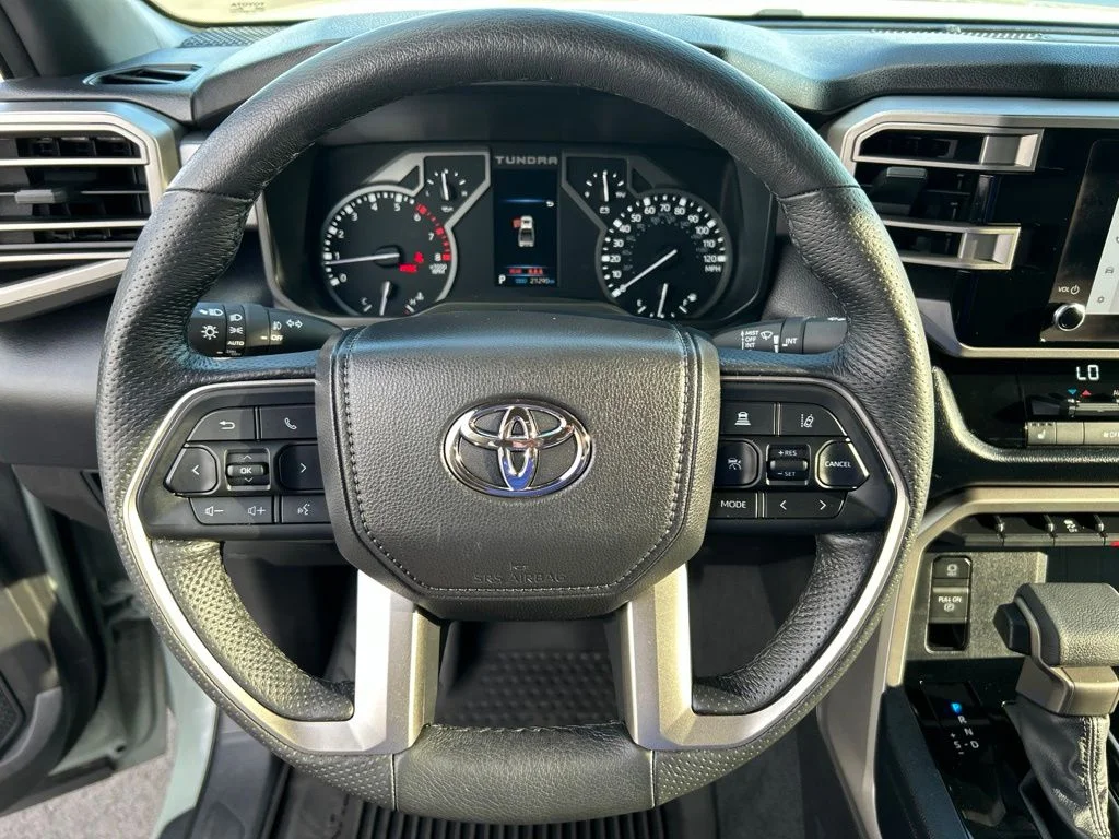 Used 2025 Lunar Toyota SR5 image 22