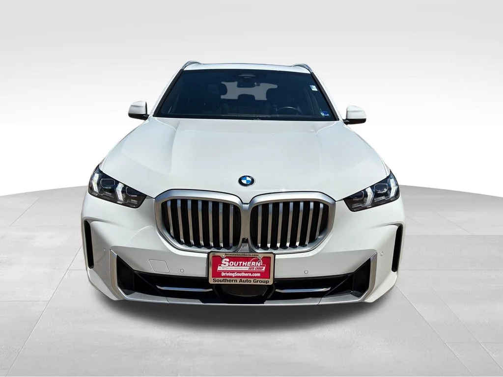Used 2026 White BMW xDrive40i image 9